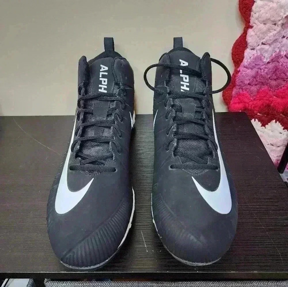 New NIKE Alpha Menace Shark Pro Mid Football Cleats Black 922813-109 Size 16 - Picture 2 of 6